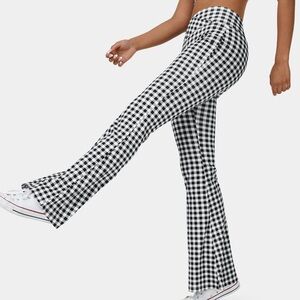 NWOT HALARA flare leggings